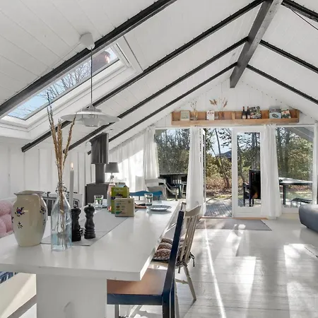 Gorgeous In Sjaellands Odde 펜션 Overby